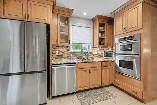 9610 S Harpeth Rd, Nashville, TN 37221