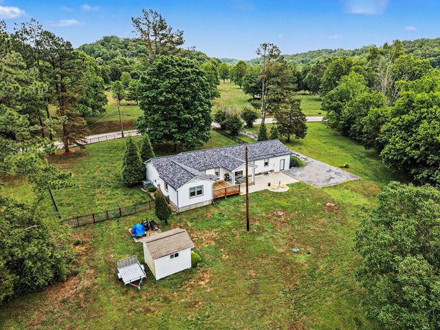 9610 S Harpeth Rd, Nashville, TN 37221