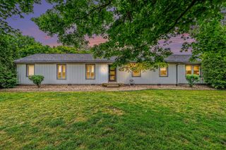 9610 S Harpeth Rd, Nashville, TN 37221