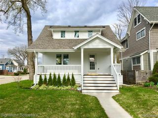 203 Curry Avenue, Royal Oak, MI 48067