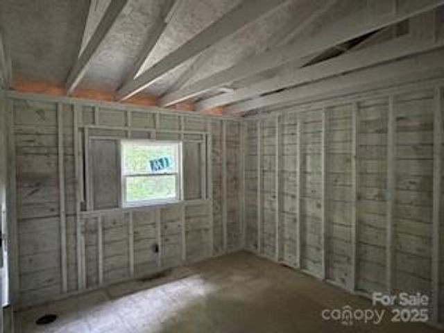182 US 221 Business Extension N, Marion, NC 28752