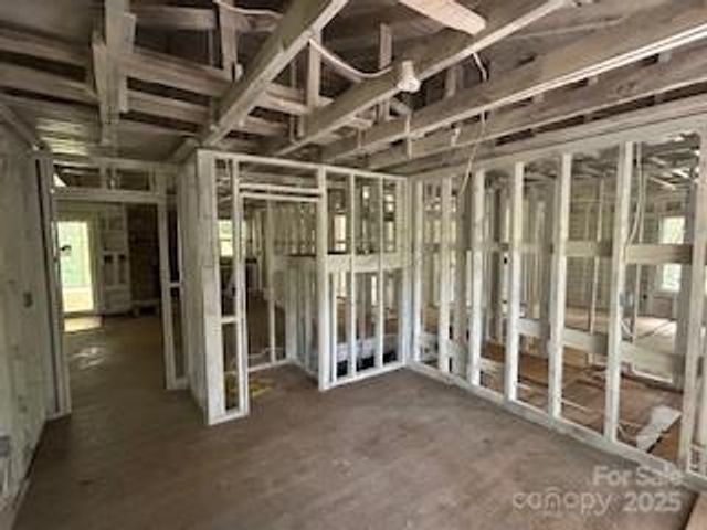 182 US 221 Business Extension N, Marion, NC 28752