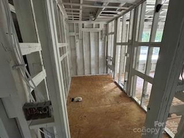 182 US 221 Business Extension N, Marion, NC 28752