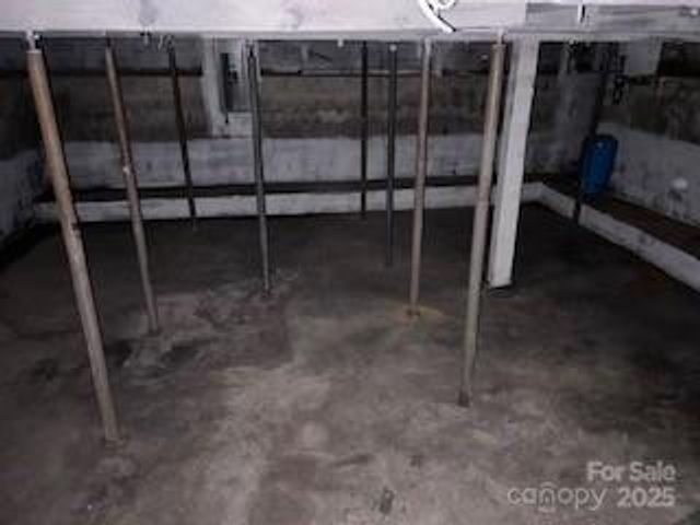 182 US 221 Business Extension N, Marion, NC 28752