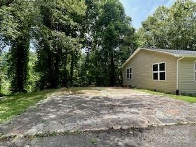 182 US 221 Business Extension N, Marion, NC 28752