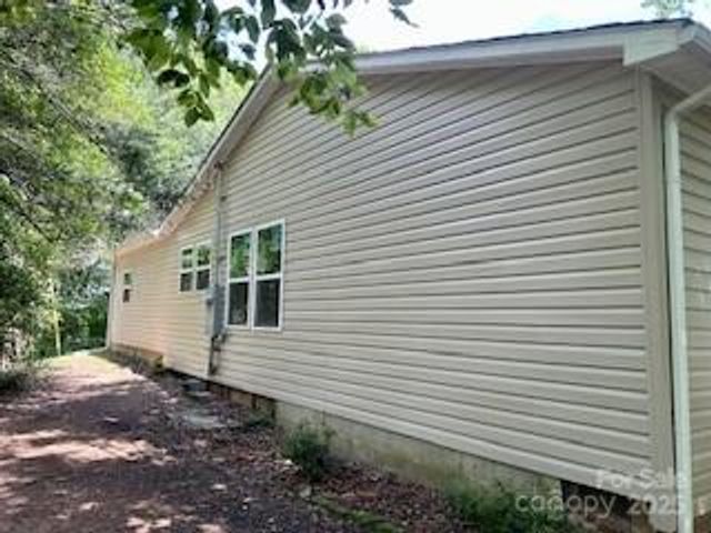 182 US 221 Business Extension N, Marion, NC 28752