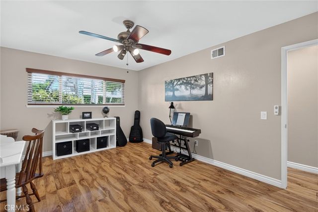 111 E Palmdale, Orange, CA 92865