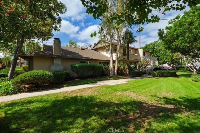 111 E Palmdale, Orange, CA 92865