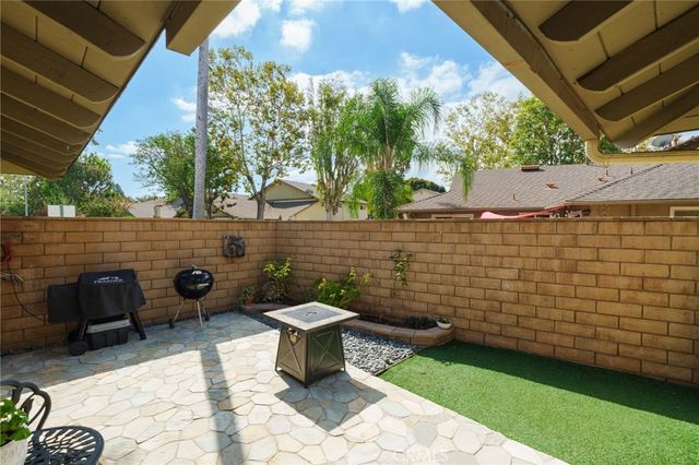 111 E Palmdale, Orange, CA 92865