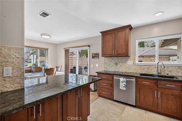 111 E Palmdale, Orange, CA 92865
