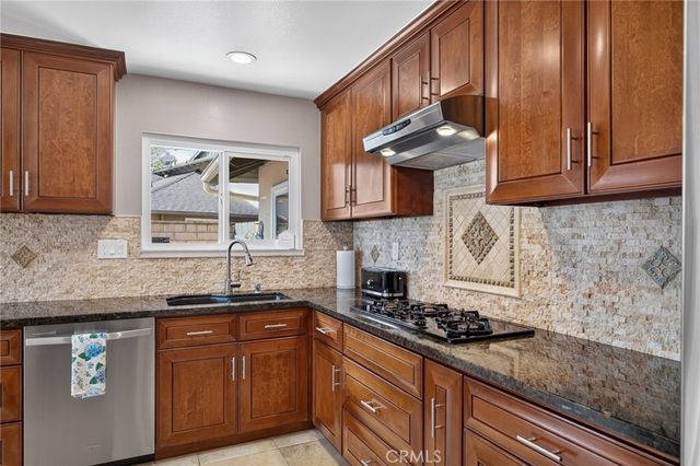 111 E Palmdale, Orange, CA 92865