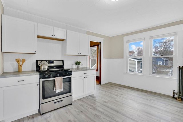 74 David St, Springfield, MA 01104