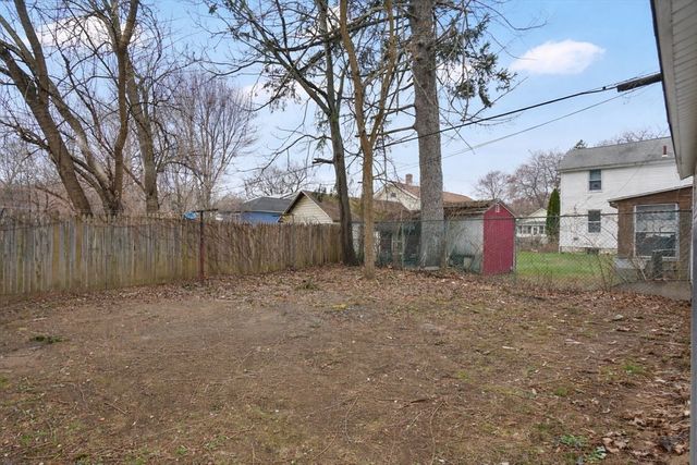 74 David St, Springfield, MA 01104