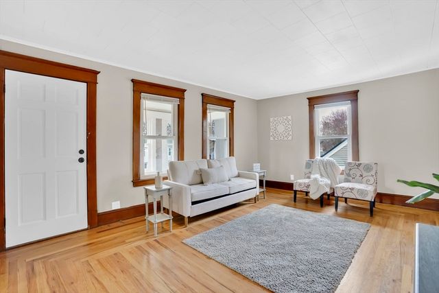 74 David St, Springfield, MA 01104