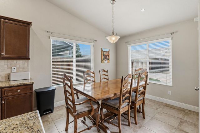 3157 Twain Avenue, Clovis, CA 93619