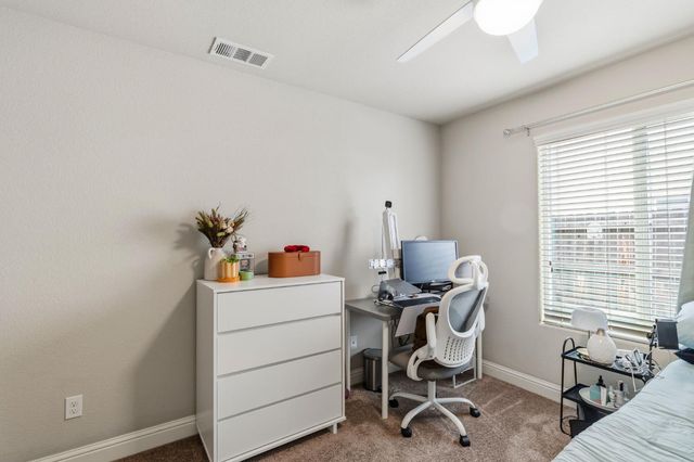 3157 Twain Avenue, Clovis, CA 93619