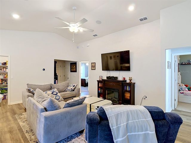 609 AMBLESIDE DRIVE, Haines City, FL 33844