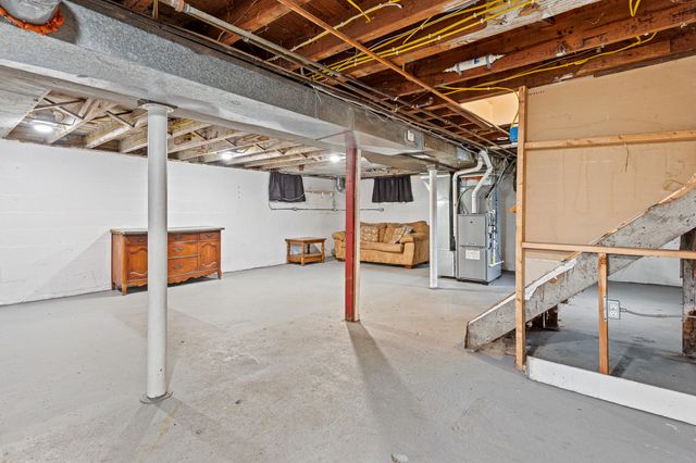 6047 Wellington Street, Taylor, MI 48180