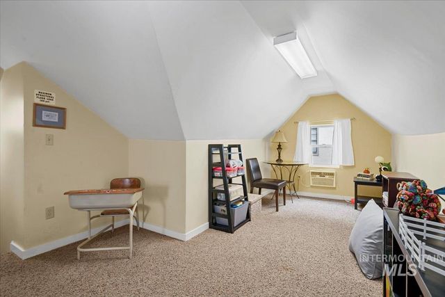 1010 W Hays St, Boise, ID 83702