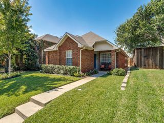 585 Lake Forest Drive, Coppell, TX 75019