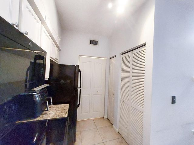 2204 Myrtlewood Circle E, Palm Beach Gardens, FL 33418