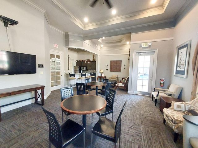 2204 Myrtlewood Circle E, Palm Beach Gardens, FL 33418