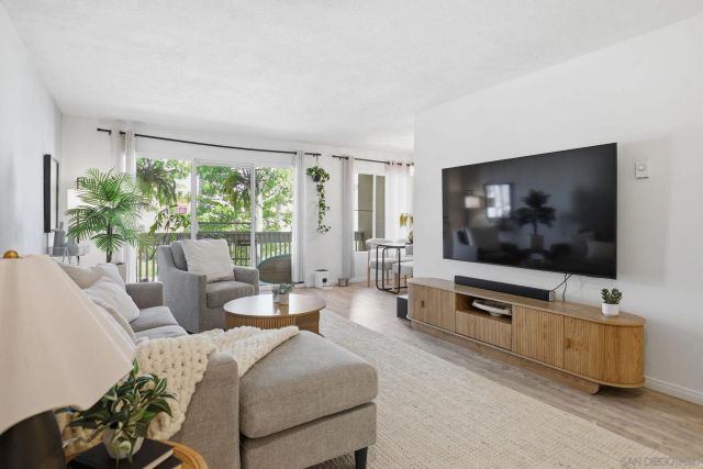 4600 Lamont 212, San Diego, CA 92109