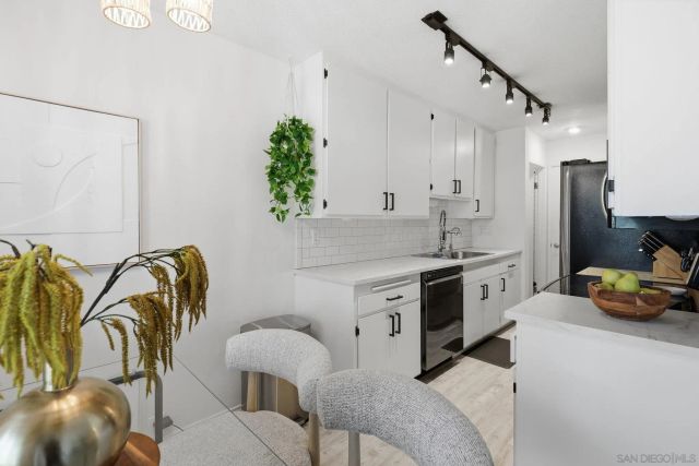 4600 Lamont 212, San Diego, CA 92109