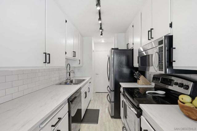 4600 Lamont 212, San Diego, CA 92109
