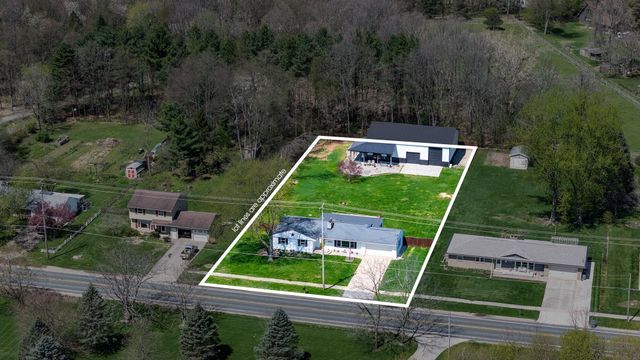 5260 Texas Drive, Kalamazoo, MI 49009