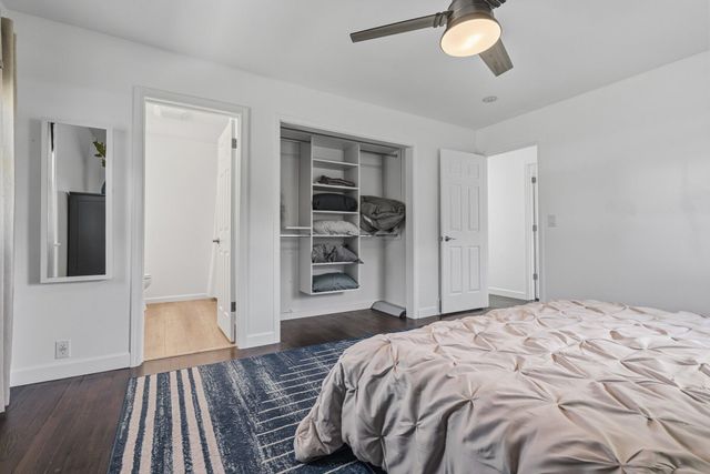 5260 Texas Drive, Kalamazoo, MI 49009