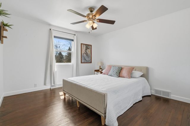 5260 Texas Drive, Kalamazoo, MI 49009