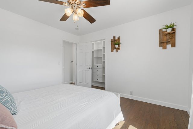 5260 Texas Drive, Kalamazoo, MI 49009