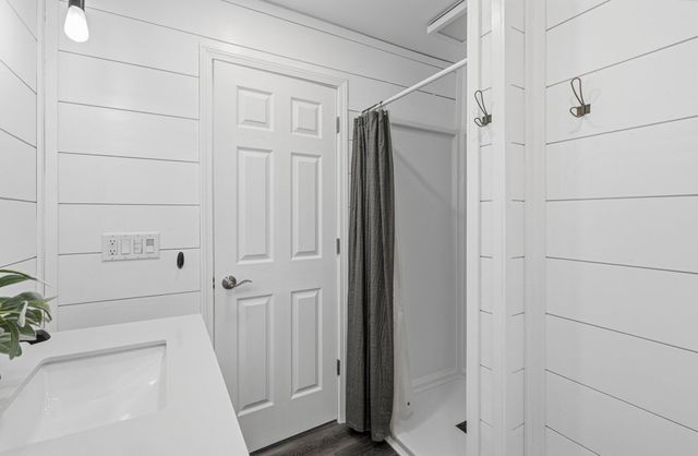 5260 Texas Drive, Kalamazoo, MI 49009