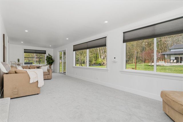 5260 Texas Drive, Kalamazoo, MI 49009