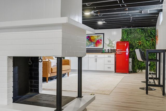 5260 Texas Drive, Kalamazoo, MI 49009