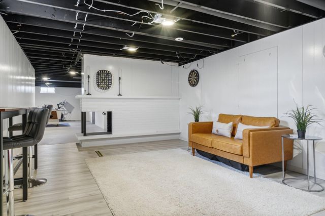 5260 Texas Drive, Kalamazoo, MI 49009