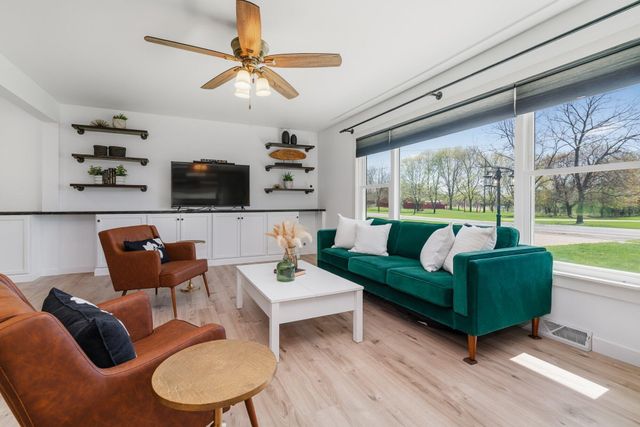 5260 Texas Drive, Kalamazoo, MI 49009