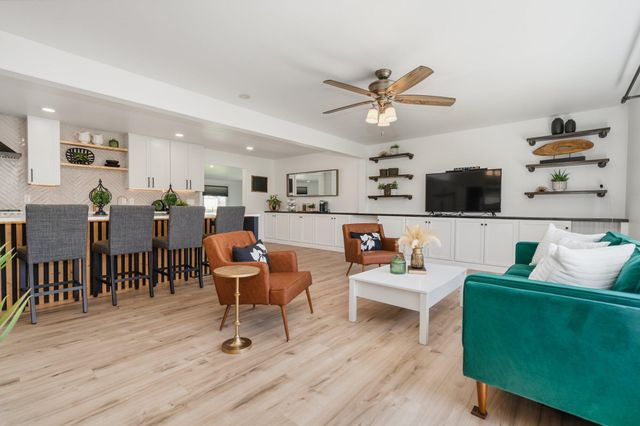 5260 Texas Drive, Kalamazoo, MI 49009