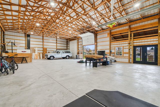 5260 Texas Drive, Kalamazoo, MI 49009