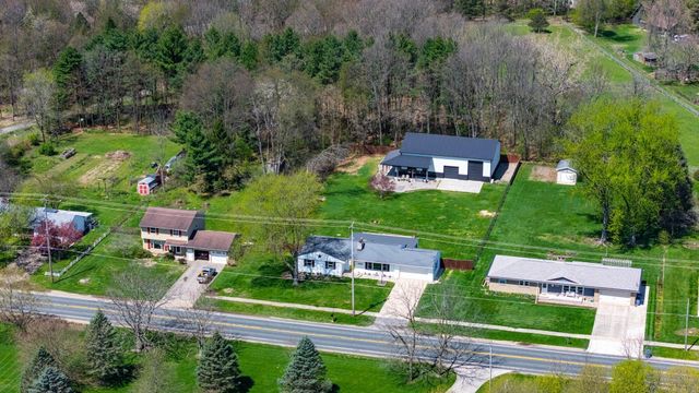 5260 Texas Drive, Kalamazoo, MI 49009