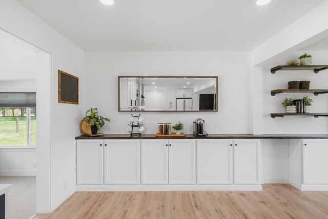 5260 Texas Drive, Kalamazoo, MI 49009