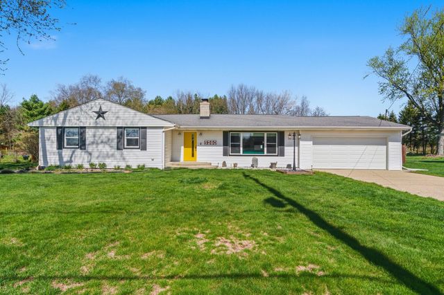 5260 Texas Drive, Kalamazoo, MI 49009