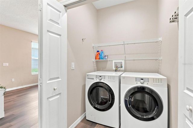 27001 WHITE PLAINS WAY, Leesburg, FL 34748