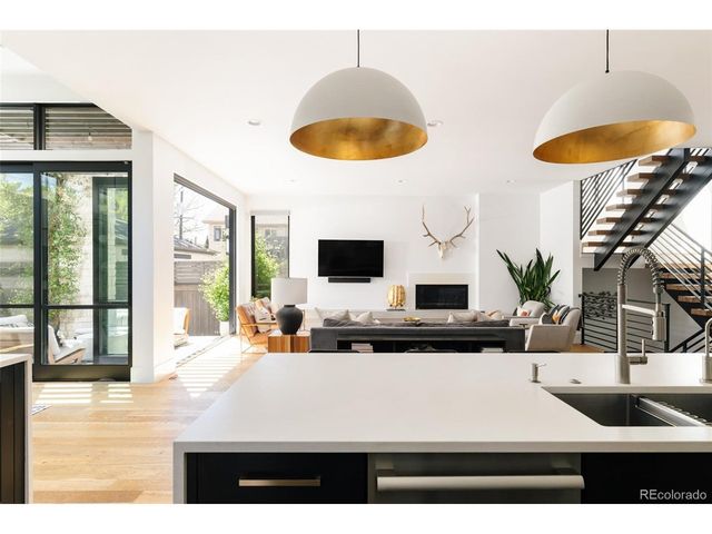 2530 S Monroe St, Denver, CO 80210