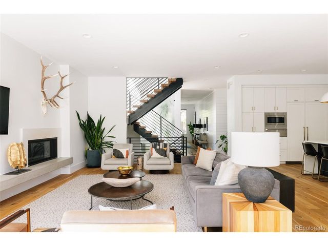 2530 S Monroe St, Denver, CO 80210