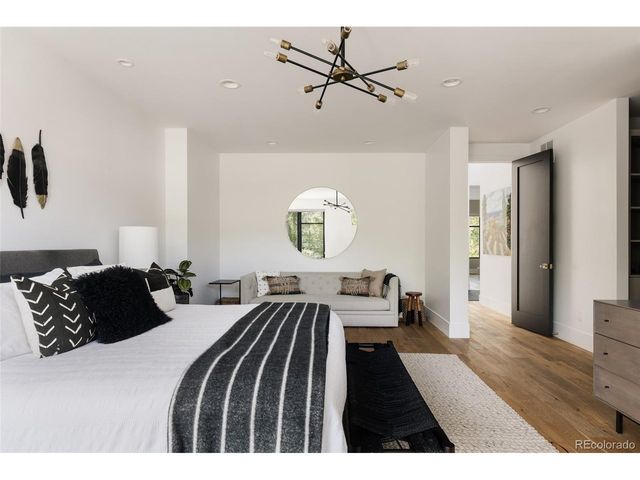 2530 S Monroe St, Denver, CO 80210