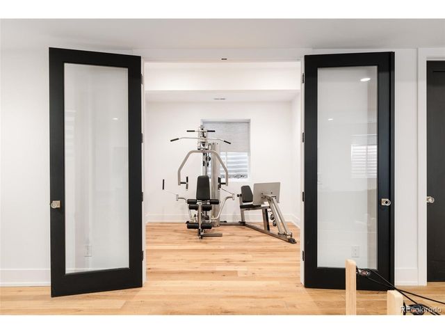 2530 S Monroe St, Denver, CO 80210