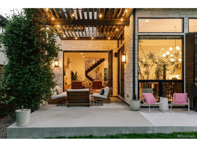 2530 S Monroe St, Denver, CO 80210