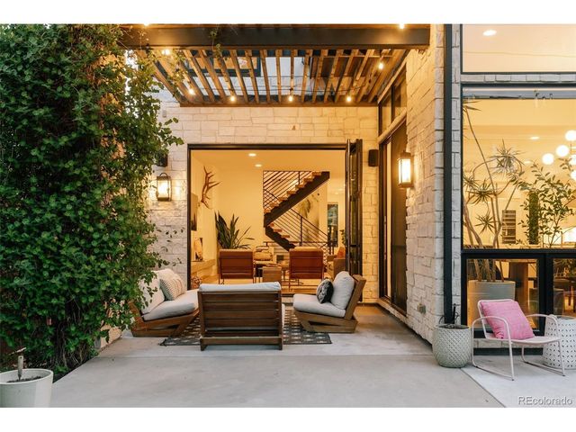 2530 S Monroe St, Denver, CO 80210